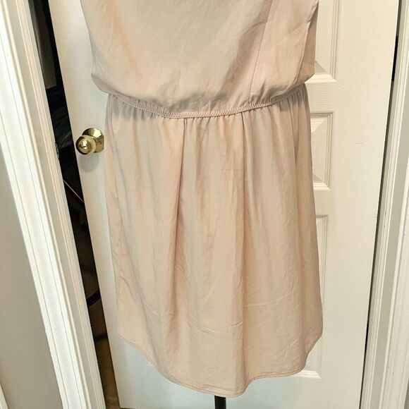 GAP Ruffle on Side Sleeveless Elastic Stretch Waist Lightweight Unlined Dress - Picture 9 of 13